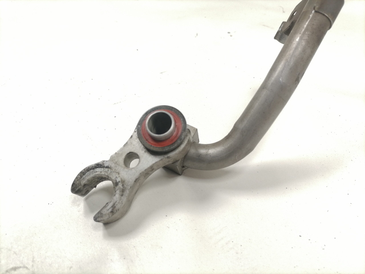 Mercedes-Benz A/C pipe A9608307517 - Ogrevanje/ Prezračevanje za Tovornjak: slika 2 Mercedes-Benz A/C pipe A9608307517 - Ogrevanje/ Prezračevanje za Tovornjak: slika 2