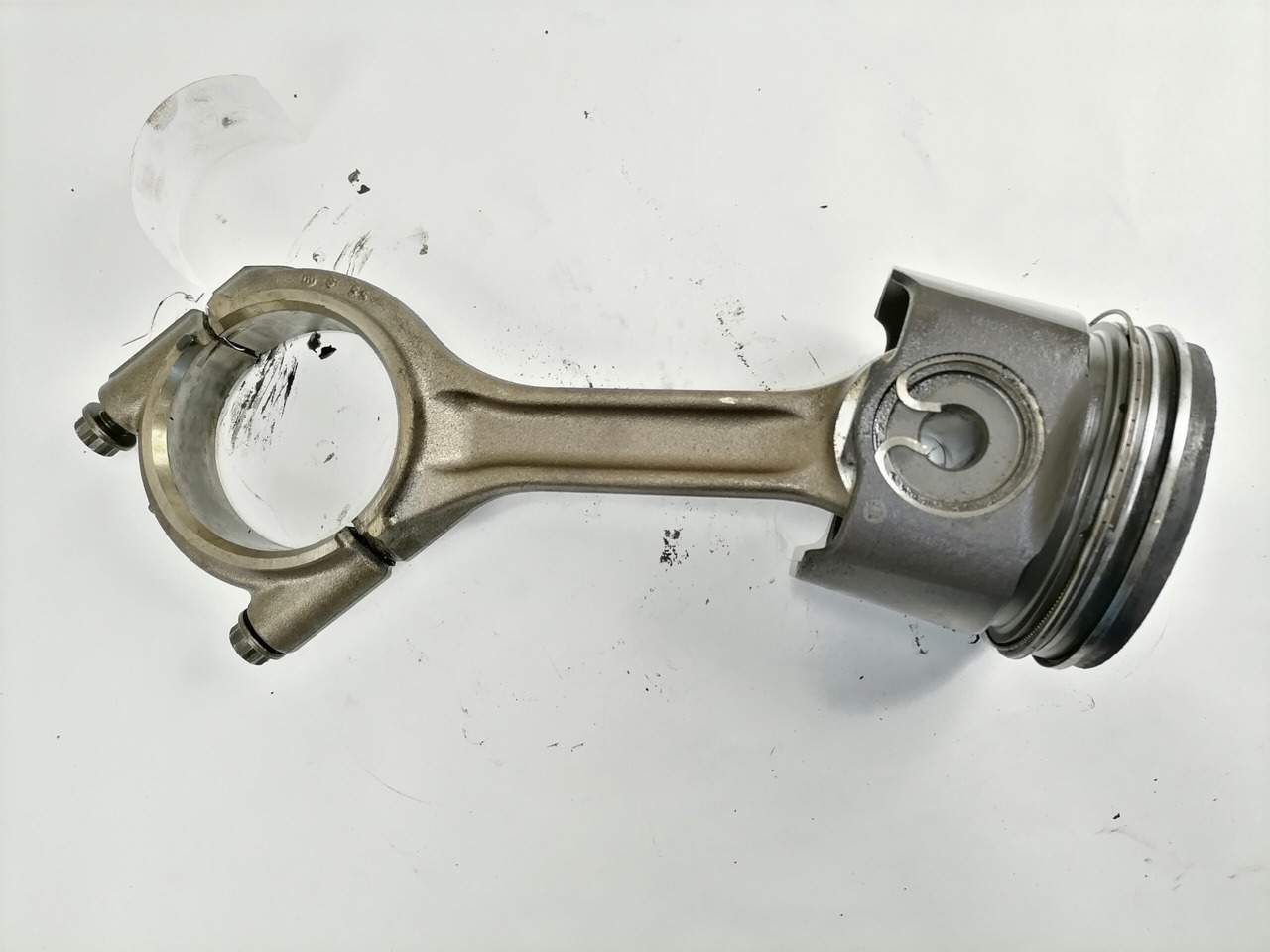 Mercedes-Benz Connecting rod + piston A4710371601 - Bati/ Obroči/ Puše za Tovornjak: slika 2 Mercedes-Benz Connecting rod + piston A4710371601 - Bati/ Obroči/ Puše za Tovornjak: slika 2