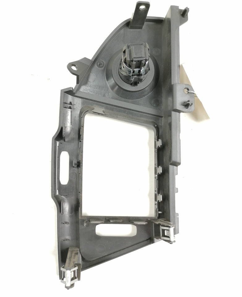 Mercedes-Benz Salongi plastik 4041200960 - Univerzalni rezervni del za Tovornjak: slika 2 Mercedes-Benz Salongi plastik 4041200960 - Univerzalni rezervni del za Tovornjak: slika 2