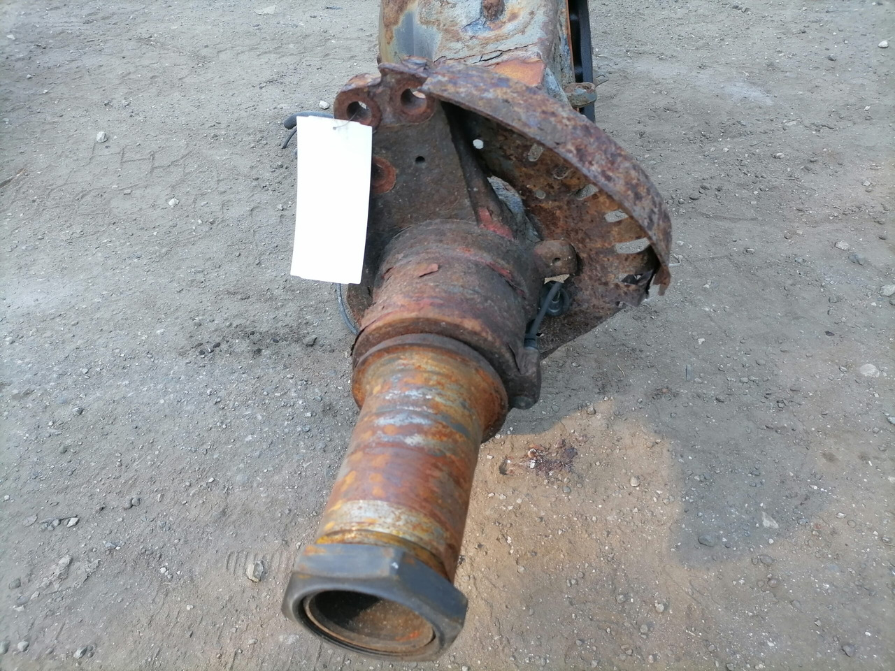 Rear axel housing 1048418 - Os in deli za Tovornjak: slika 4 Rear axel housing 1048418 - Os in deli za Tovornjak: slika 4