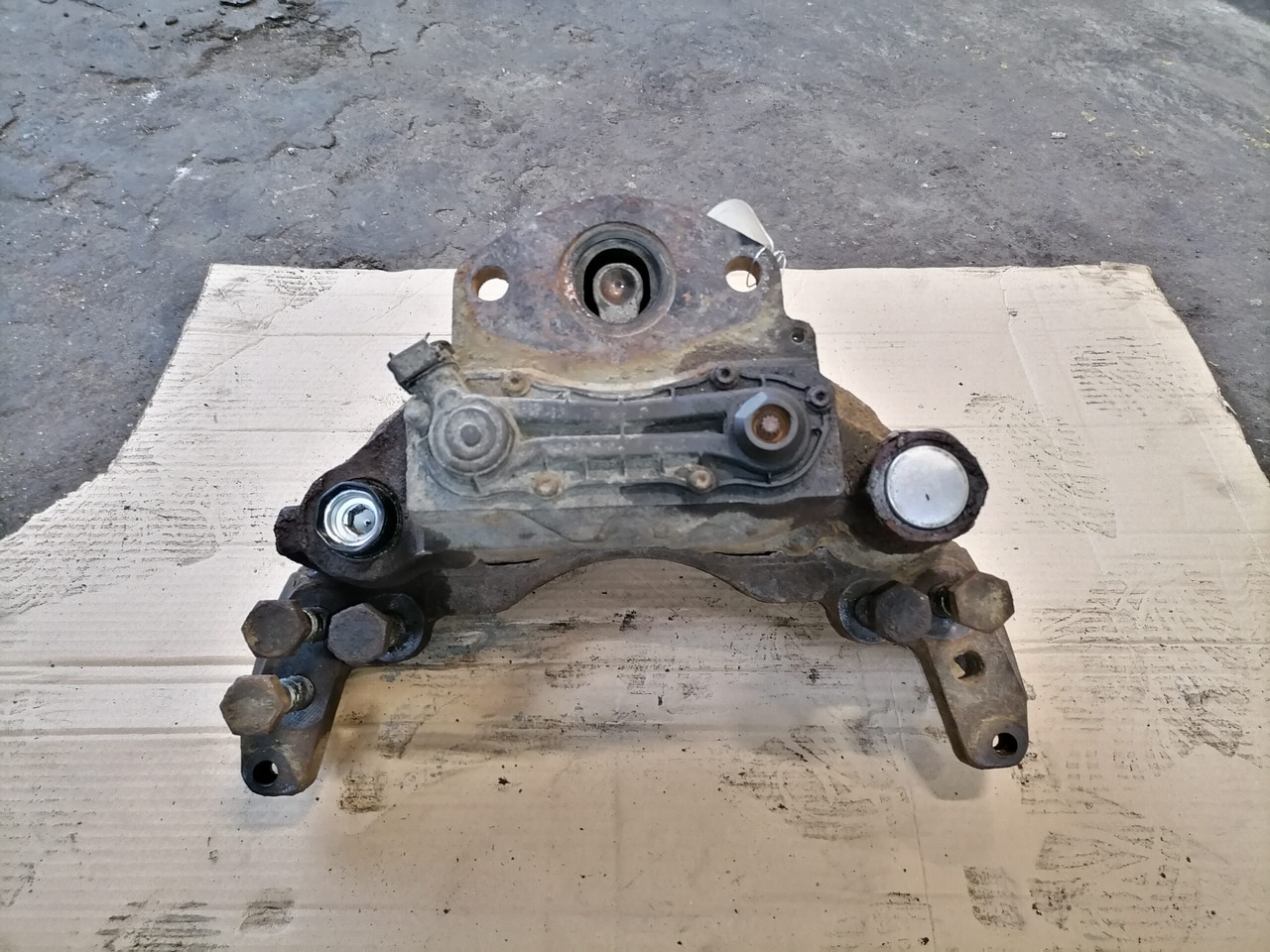 Scania Brake caliper 1744250 - Zavorni deli za Tovornjak: slika 2 Scania Brake caliper 1744250 - Zavorni deli za Tovornjak: slika 2