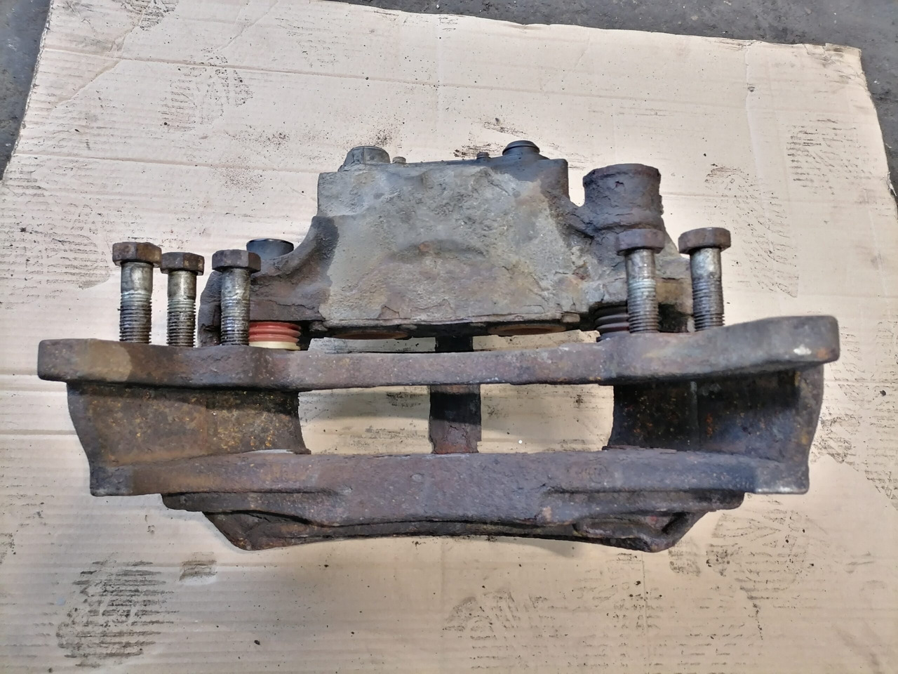 Scania Brake caliper 1744250 - Zavorni deli za Tovornjak: slika 3 Scania Brake caliper 1744250 - Zavorni deli za Tovornjak: slika 3