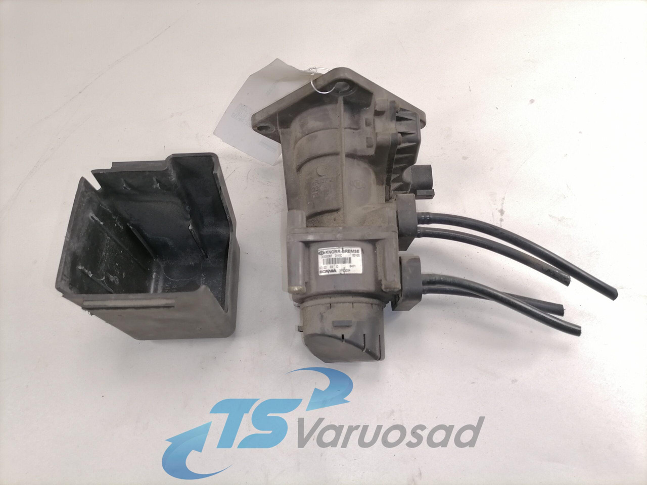 Scania Brake pressure control 1793024 - Zavorni ventil za Tovornjak: slika 5 Scania Brake pressure control 1793024 - Zavorni ventil za Tovornjak: slika 5