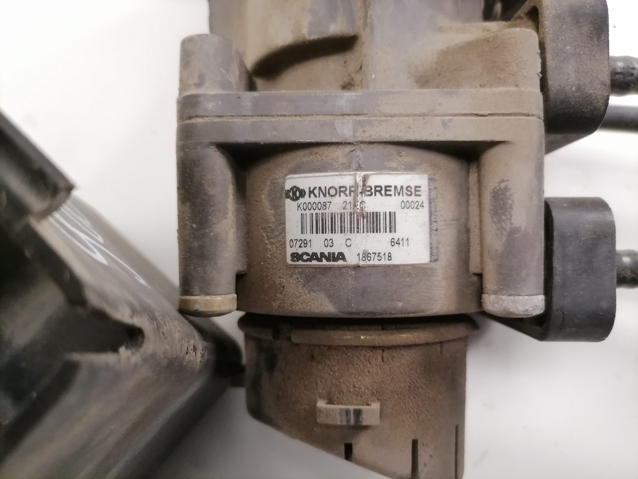 Scania Brake pressure control 1867518 - Zavorni ventil za Tovornjak: slika 5 Scania Brake pressure control 1867518 - Zavorni ventil za Tovornjak: slika 5