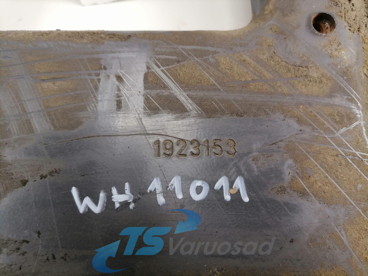 Scania Bumper bracket 1923153 - Odbijač za Tovornjak: slika 3 Scania Bumper bracket 1923153 - Odbijač za Tovornjak: slika 3