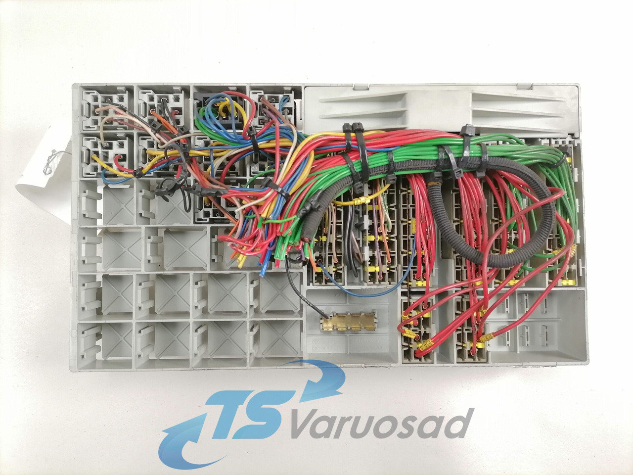 Scania Central electric unit 1775796 - Varovalka za Tovornjak: slika 2 Scania Central electric unit 1775796 - Varovalka za Tovornjak: slika 2