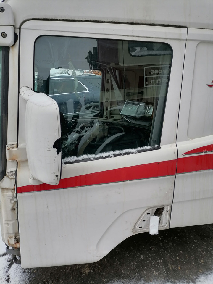 Scania Door 1476532 - Vrata in deli za Tovornjak: slika 1 Scania Door 1476532 - Vrata in deli za Tovornjak: slika 1