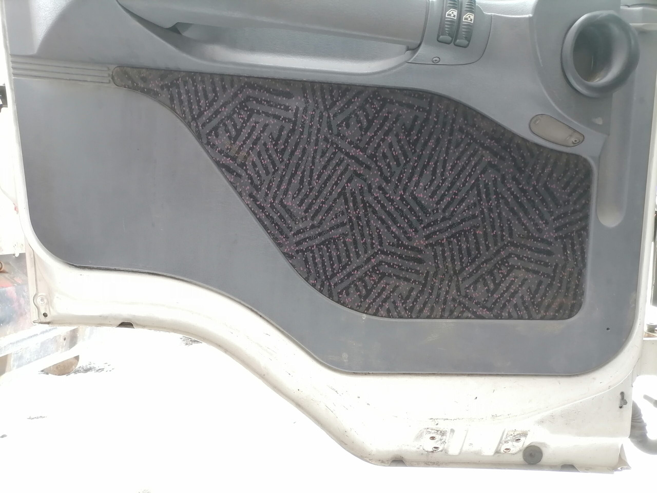 Scania Door 1476532 - Vrata in deli za Tovornjak: slika 3 Scania Door 1476532 - Vrata in deli za Tovornjak: slika 3