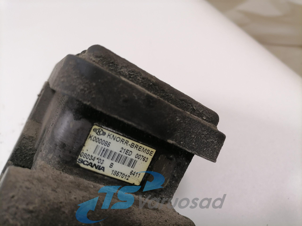 Scania EBS brake valve 1857012 - Zavorni ventil za Tovornjak: slika 4 Scania EBS brake valve 1857012 - Zavorni ventil za Tovornjak: slika 4