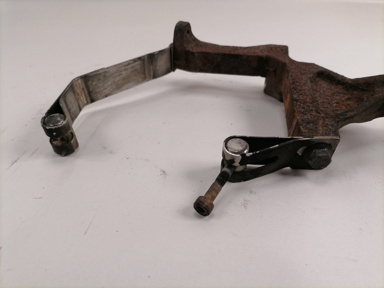 Scania EGR jahuti kandur 1801869 - EGR hladilnik za Tovornjak: slika 2 Scania EGR jahuti kandur 1801869 - EGR hladilnik za Tovornjak: slika 2