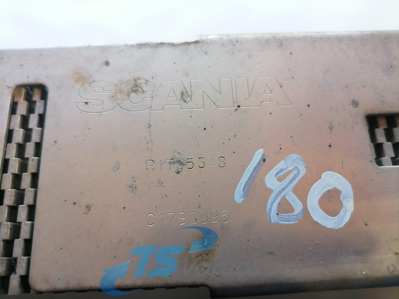 Scania EGR radiator 1785348 - EGR hladilnik za Tovornjak: slika 3 Scania EGR radiator 1785348 - EGR hladilnik za Tovornjak: slika 3