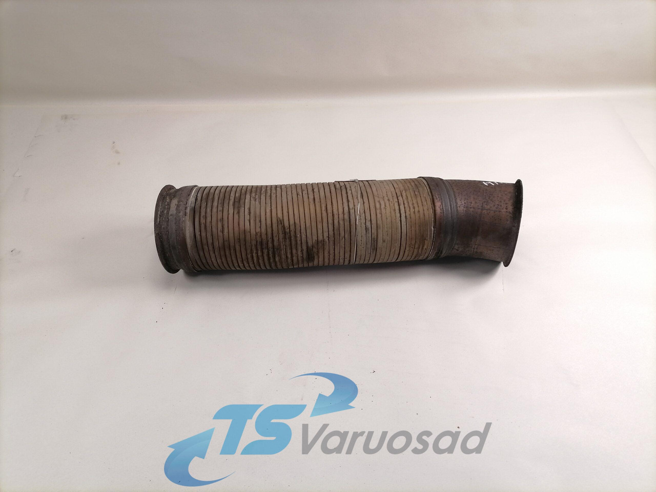 Scania Exhaust pipe 1529474 - Dušilec za Tovornjak: slika 1 Scania Exhaust pipe 1529474 - Dušilec za Tovornjak: slika 1