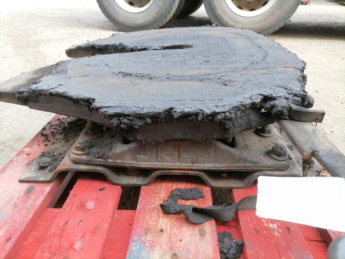 Scania Fifht wheel 1353631 - Spojni element za priklopnik za Tovornjak: slika 4 Scania Fifht wheel 1353631 - Spojni element za priklopnik za Tovornjak: slika 4