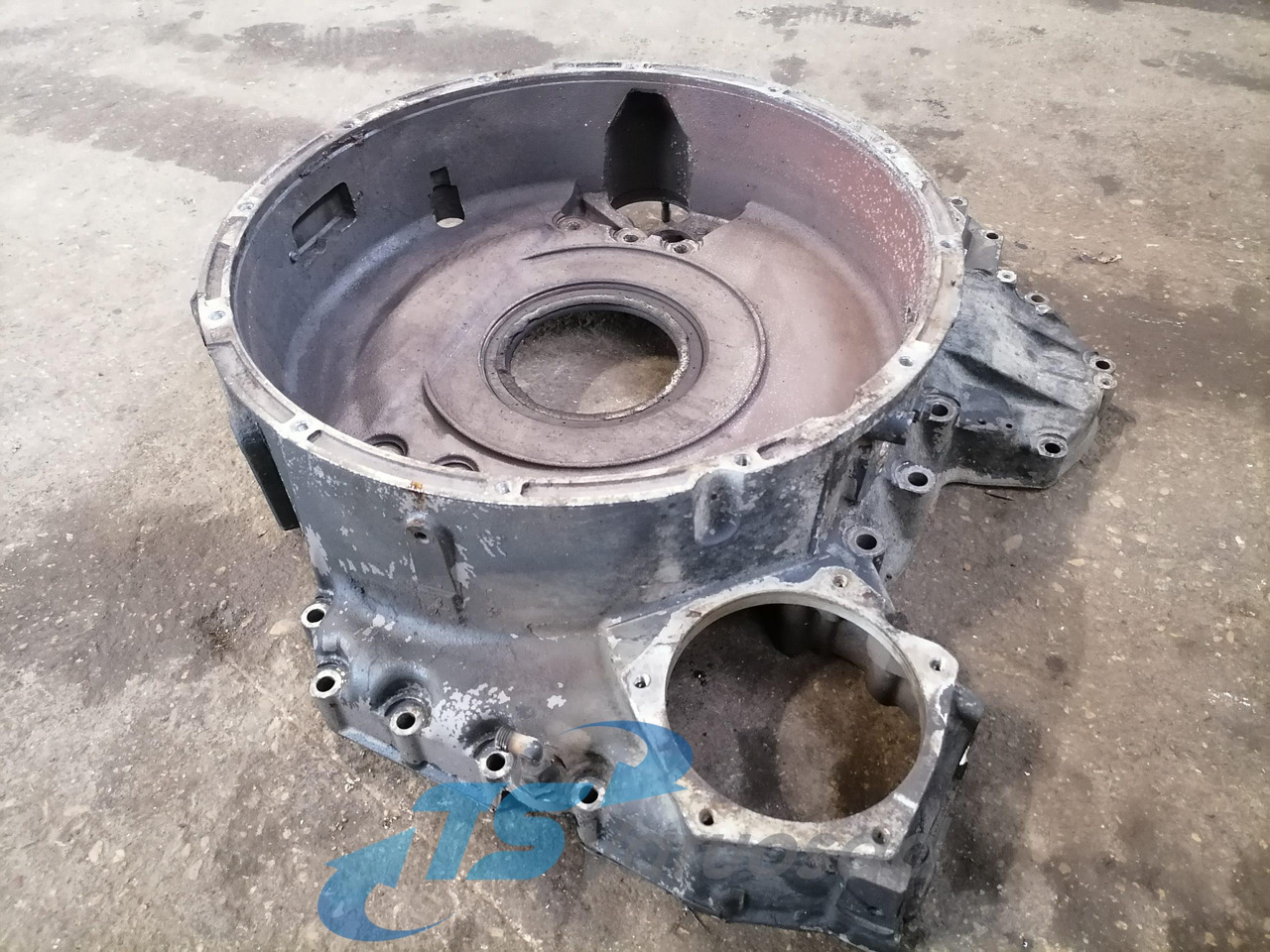 Scania Flywheel housing 1520268 - Vztrajnik za Tovornjak: slika 3 Scania Flywheel housing 1520268 - Vztrajnik za Tovornjak: slika 3