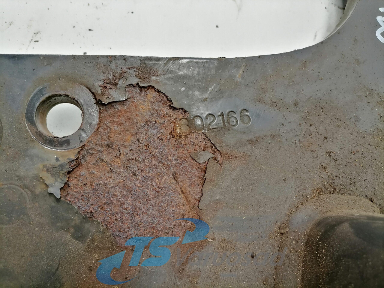 Scania Front bumper carrier 1802166 - Odbijač za Tovornjak: slika 2 Scania Front bumper carrier 1802166 - Odbijač za Tovornjak: slika 2