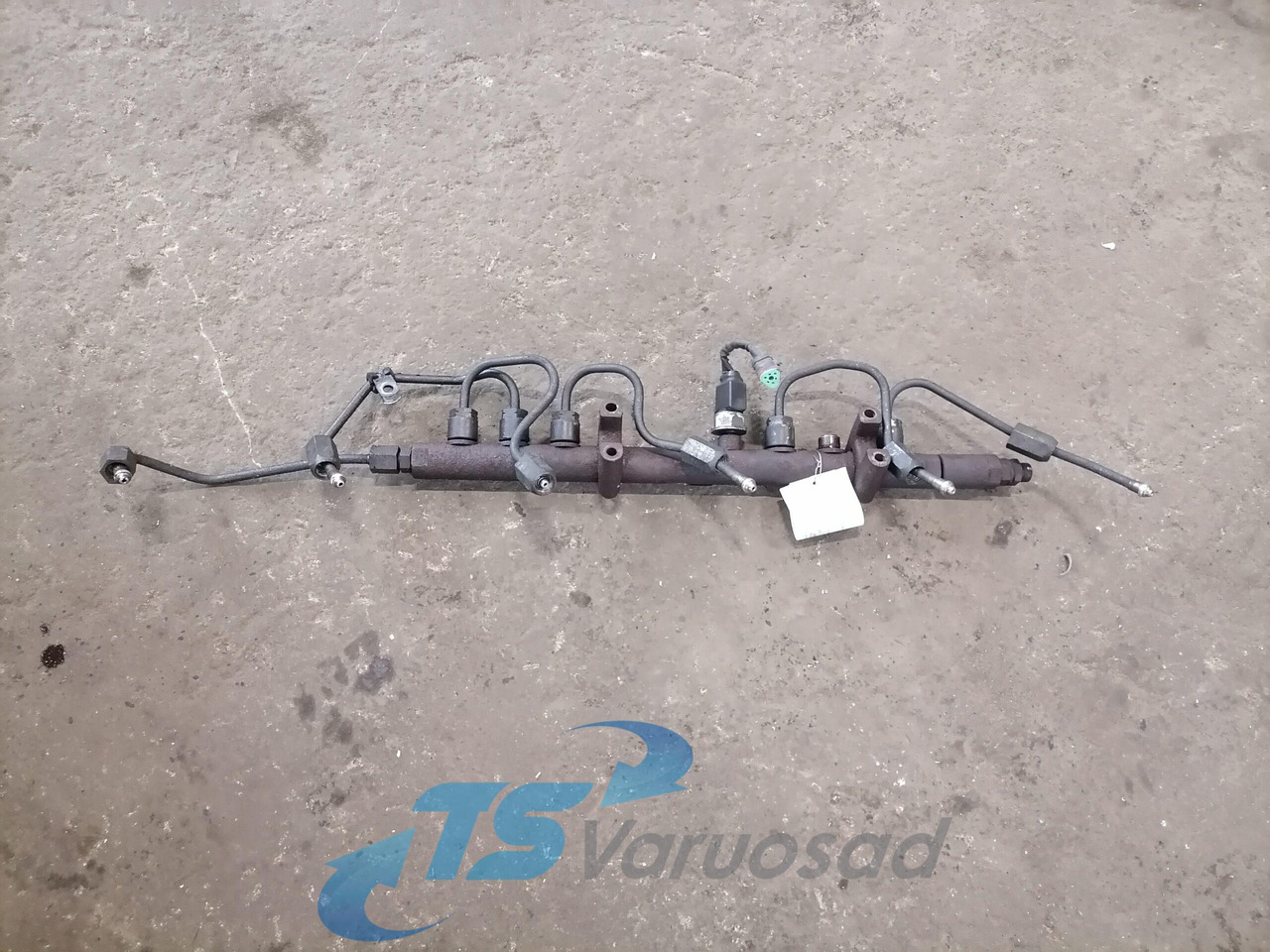Scania Fuel mainfold 2130085 - Sistem goriva za Tovornjak: slika 1 Scania Fuel mainfold 2130085 - Sistem goriva za Tovornjak: slika 1