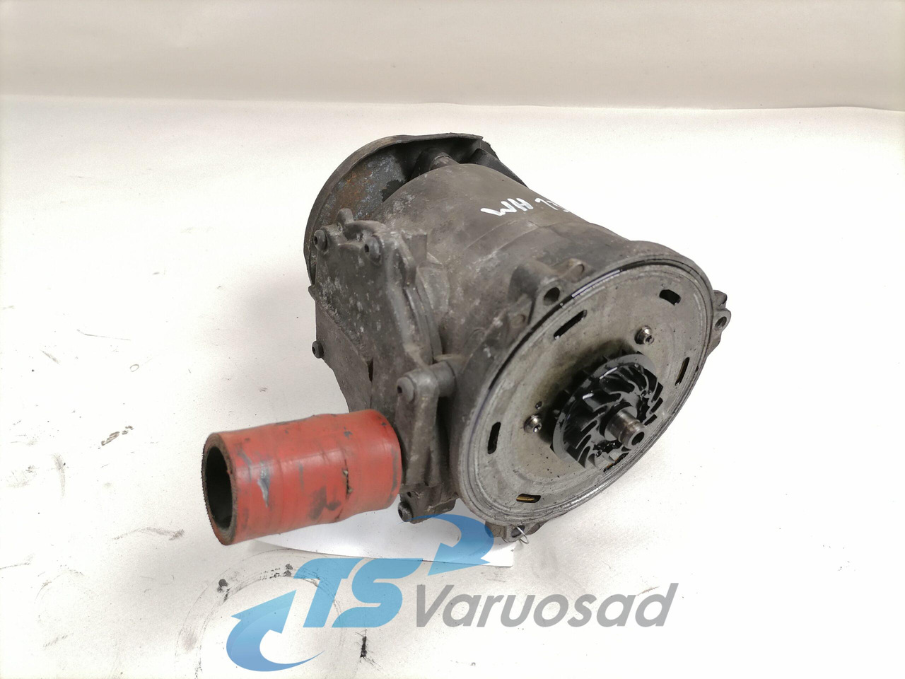 Scania Karterituulutuse õliaurude separaator 1921821 - Karter za Tovornjak: slika 2 Scania Karterituulutuse õliaurude separaator 1921821 - Karter za Tovornjak: slika 2