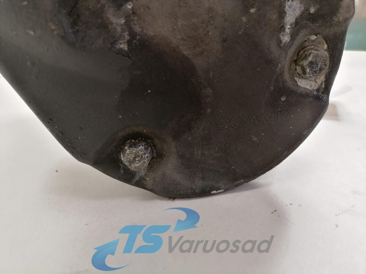 Scania Karterituulutuse õliaurude separaator 1921821 - Karter za Tovornjak: slika 5 Scania Karterituulutuse õliaurude separaator 1921821 - Karter za Tovornjak: slika 5