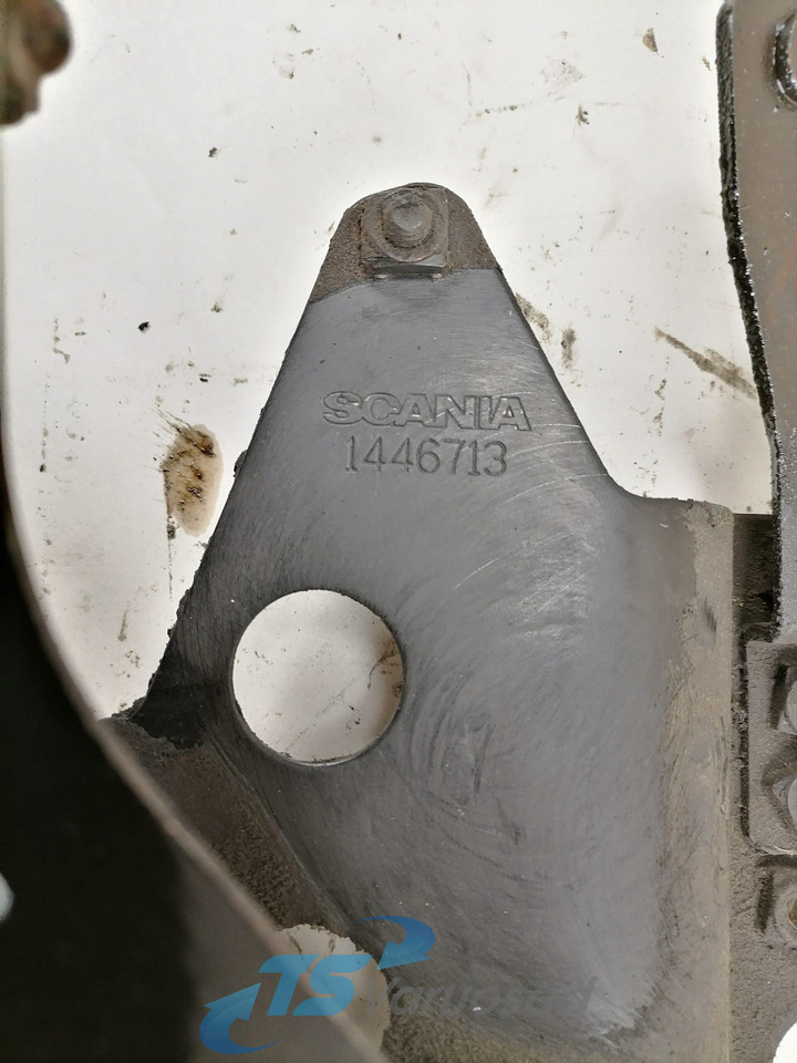 Scania Roolisüsteemi õlimahuti kandur 1446713 - Cev za servo volan za Tovornjak: slika 4 Scania Roolisüsteemi õlimahuti kandur 1446713 - Cev za servo volan za Tovornjak: slika 4
