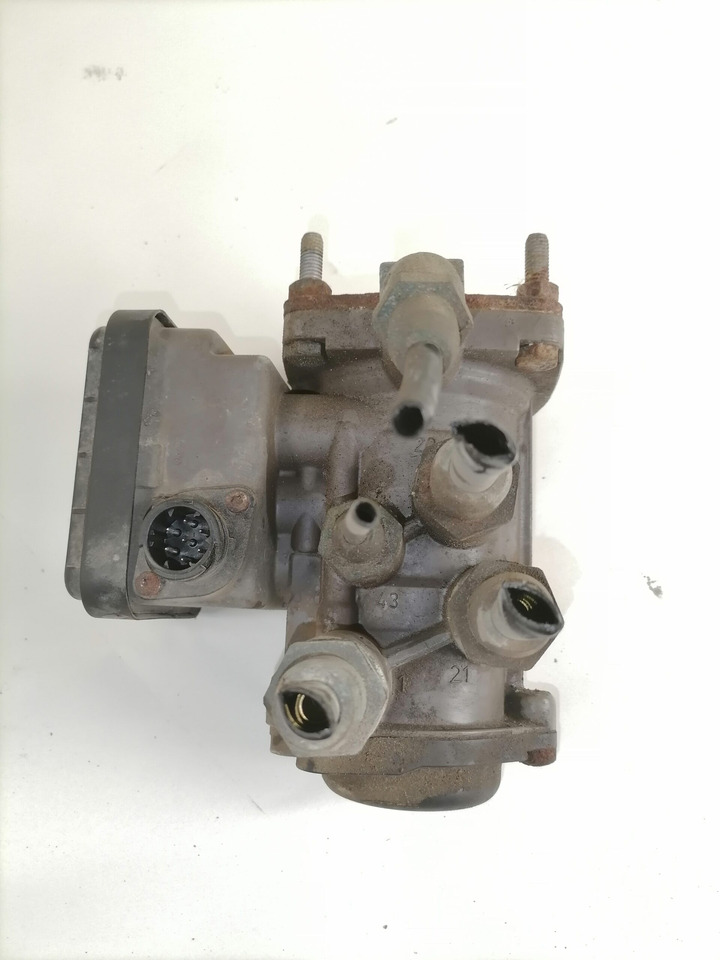 Scania Trailer brake pressure control 1790879 - Zavorni ventil za Tovornjak: slika 3 Scania Trailer brake pressure control 1790879 - Zavorni ventil za Tovornjak: slika 3