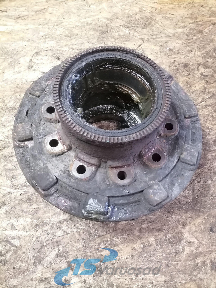 Scania Wheel hub 1382884 - Univerzalni rezervni del za Tovornjak: slika 3 Scania Wheel hub 1382884 - Univerzalni rezervni del za Tovornjak: slika 3