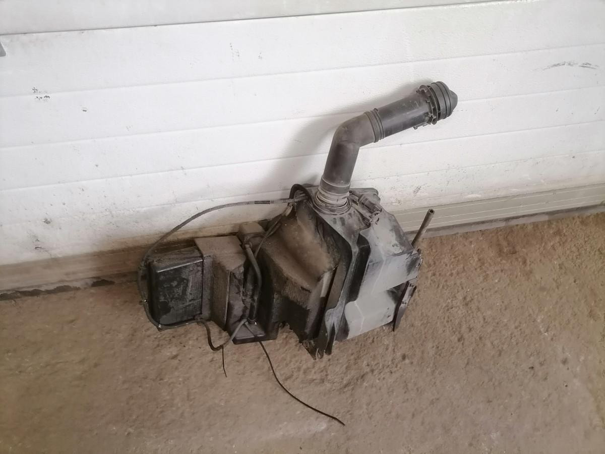 Scania Windscreen washer fluid tank 2512290 - Brisalec za Tovornjak: slika 2 Scania Windscreen washer fluid tank 2512290 - Brisalec za Tovornjak: slika 2