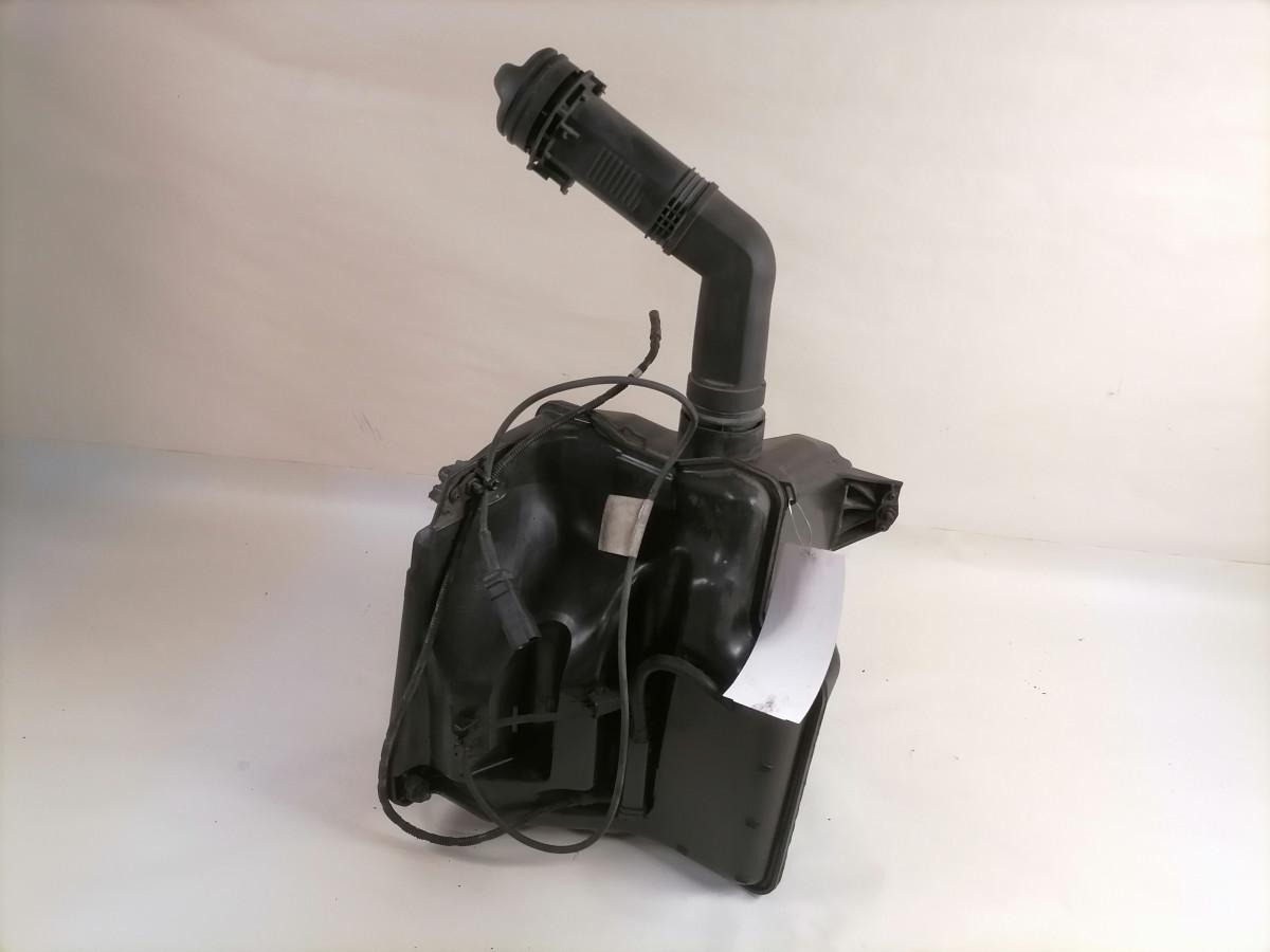 Scania Windscreen washer fluid tank 2707037 - Brisalec za Tovornjak: slika 4 Scania Windscreen washer fluid tank 2707037 - Brisalec za Tovornjak: slika 4