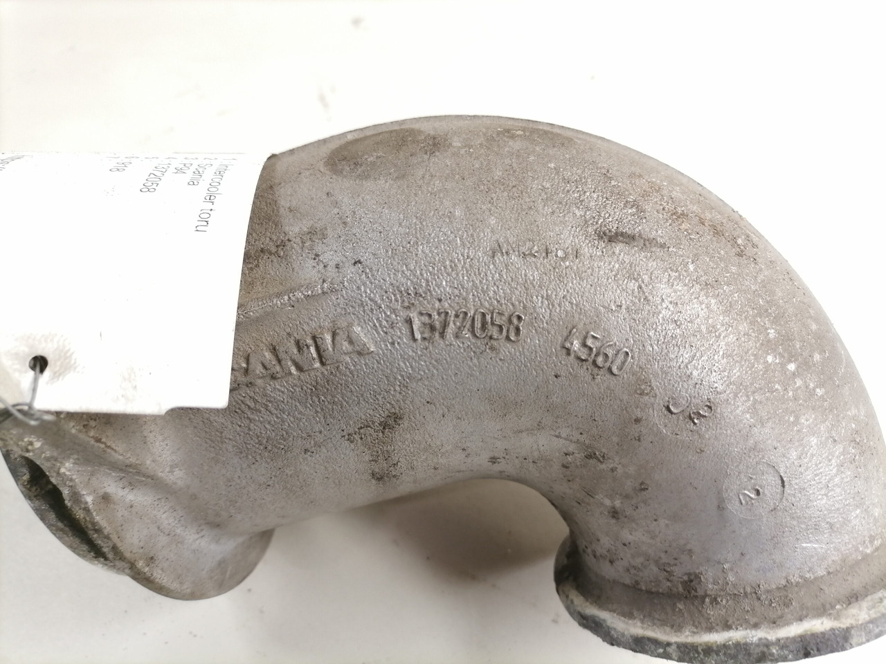 Scania intercooler pipe 1372058 - Vmesni hladilnik za Tovornjak: slika 3 Scania intercooler pipe 1372058 - Vmesni hladilnik za Tovornjak: slika 3