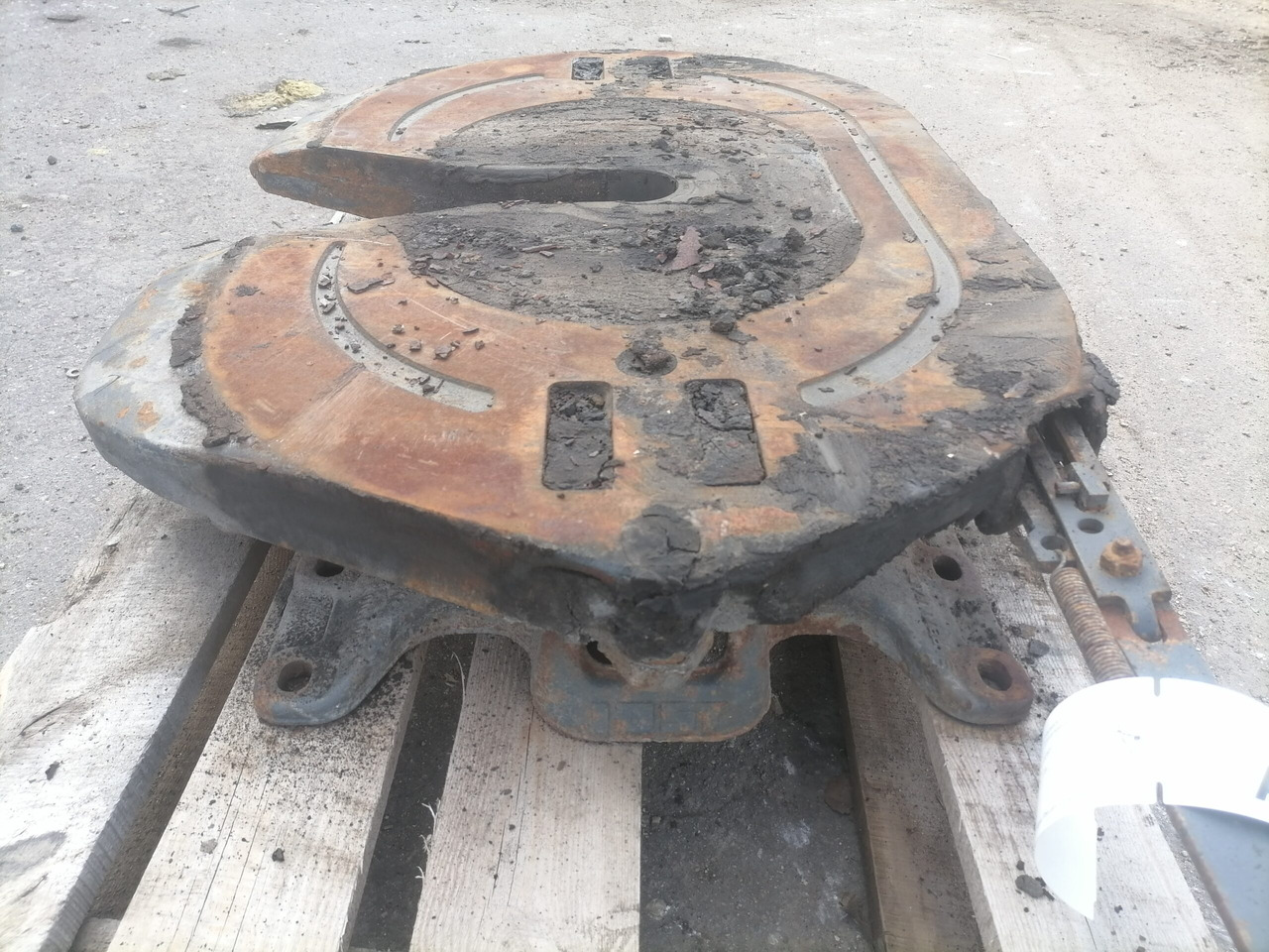 Universaalne Fifht wheel JOST - Spojni element za priklopnik za Tovornjak: slika 4 Universaalne Fifht wheel JOST - Spojni element za priklopnik za Tovornjak: slika 4
