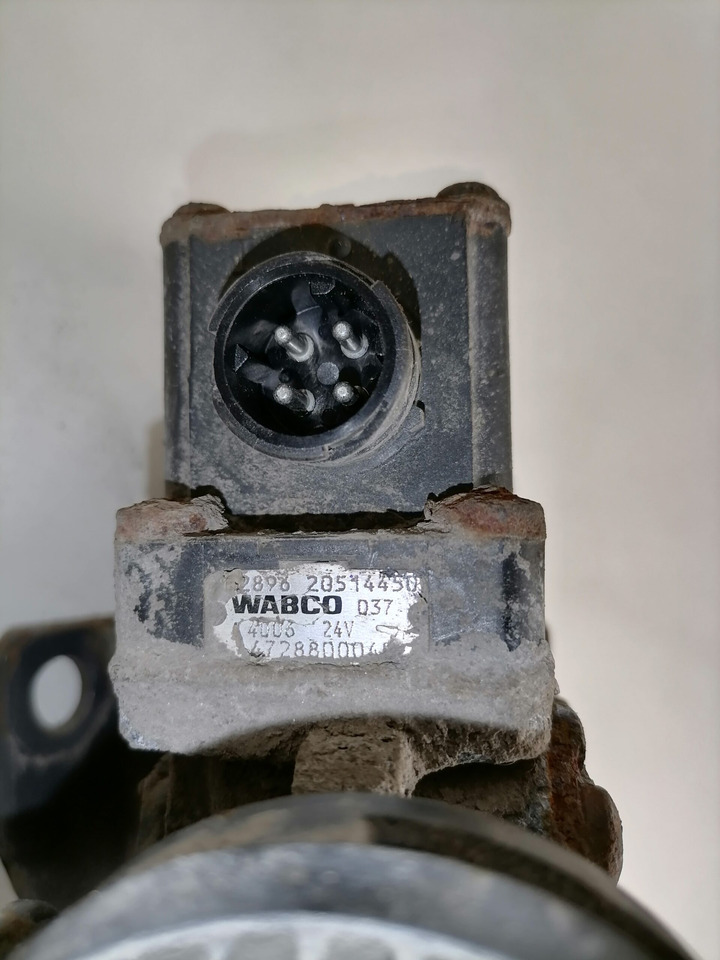 Volvo Air suspension control valve, ECAS 20514450 - Zavorni ventil za Tovornjak: slika 4 Volvo Air suspension control valve, ECAS 20514450 - Zavorni ventil za Tovornjak: slika 4
