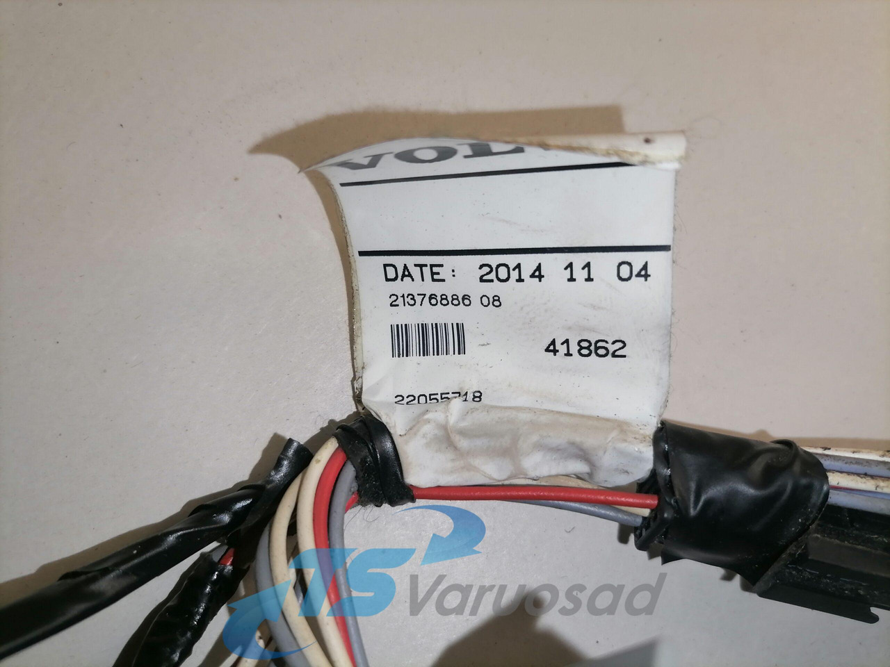 Volvo Armatuuri juhtmestik 21376886 - Univerzalni rezervni del za Tovornjak: slika 2 Volvo Armatuuri juhtmestik 21376886 - Univerzalni rezervni del za Tovornjak: slika 2