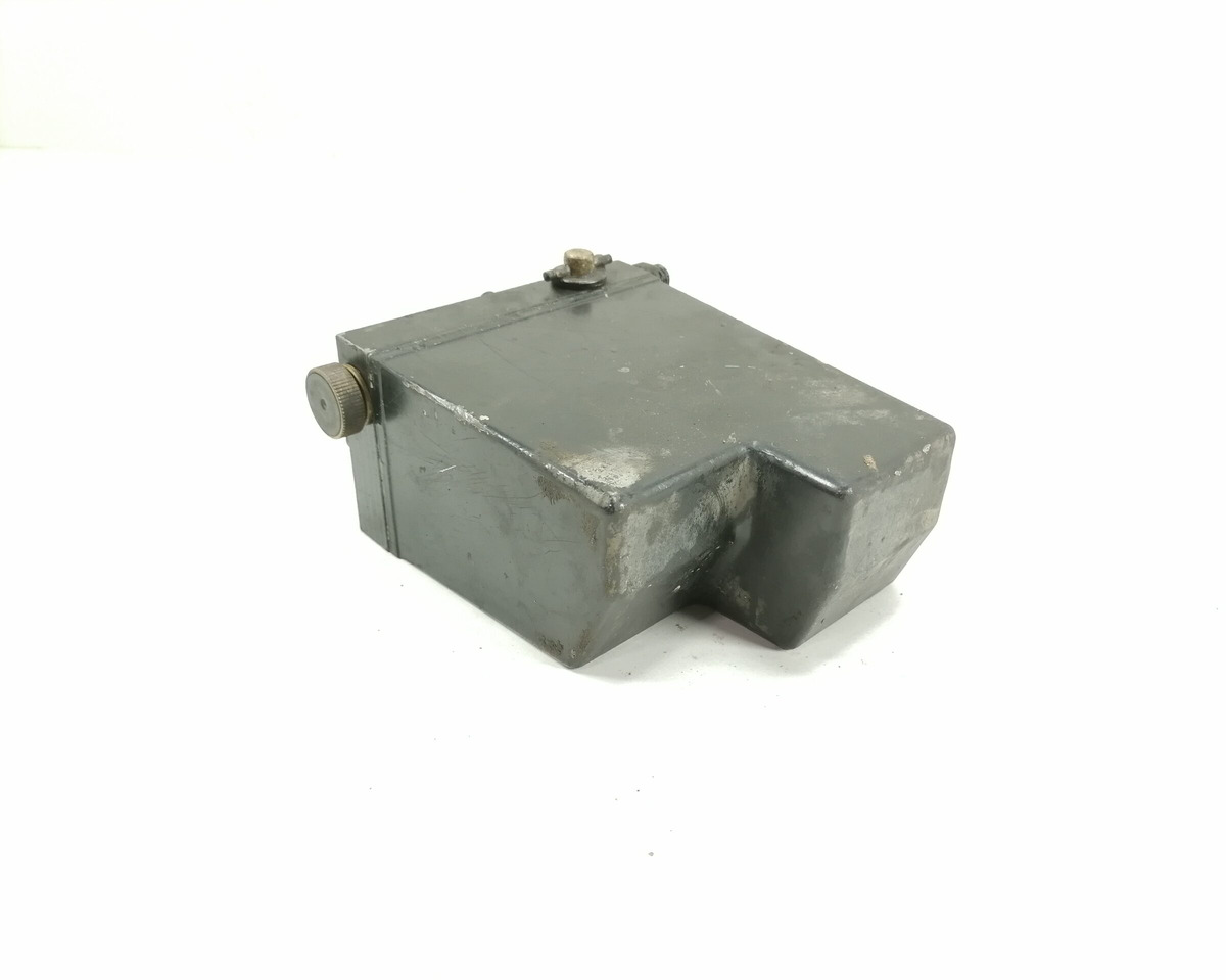 Volvo Cab tilting pump 3198846 - Vzmetenje kabine za Tovornjak: slika 3 Volvo Cab tilting pump 3198846 - Vzmetenje kabine za Tovornjak: slika 3