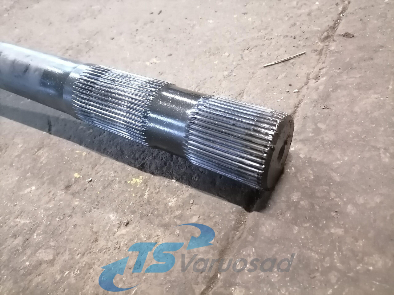 Volvo Drive shaft 20836831 - Polosovina za Tovornjak: slika 2 Volvo Drive shaft 20836831 - Polosovina za Tovornjak: slika 2