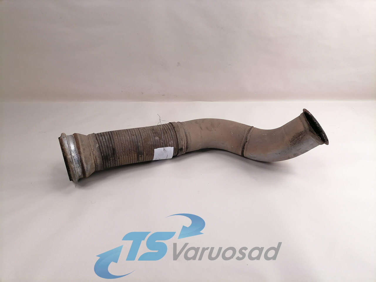 Volvo Exhaust pipe 22327400 - Dušilec za Tovornjak: slika 1 Volvo Exhaust pipe 22327400 - Dušilec za Tovornjak: slika 1