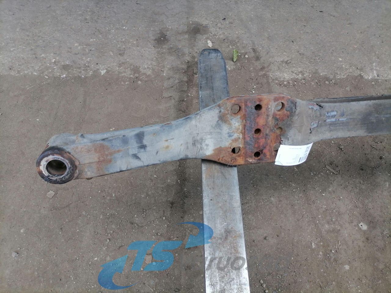 Volvo First axel housing 1026882 - Sprednja os za Tovornjak: slika 2 Volvo First axel housing 1026882 - Sprednja os za Tovornjak: slika 2