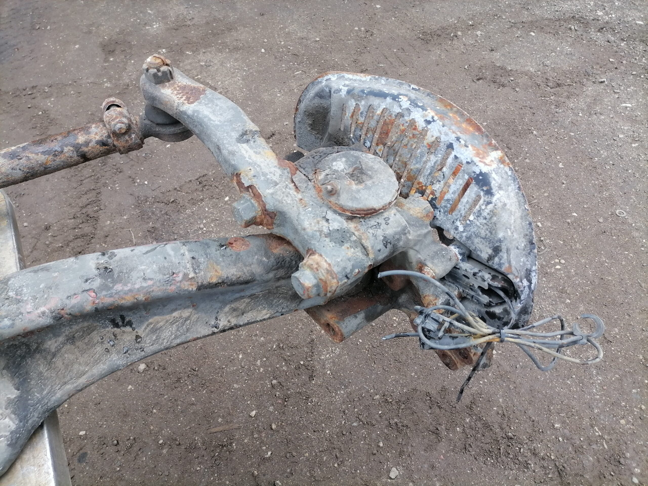 Volvo First axel housing 20399060 - Sprednja os za Tovornjak: slika 2 Volvo First axel housing 20399060 - Sprednja os za Tovornjak: slika 2