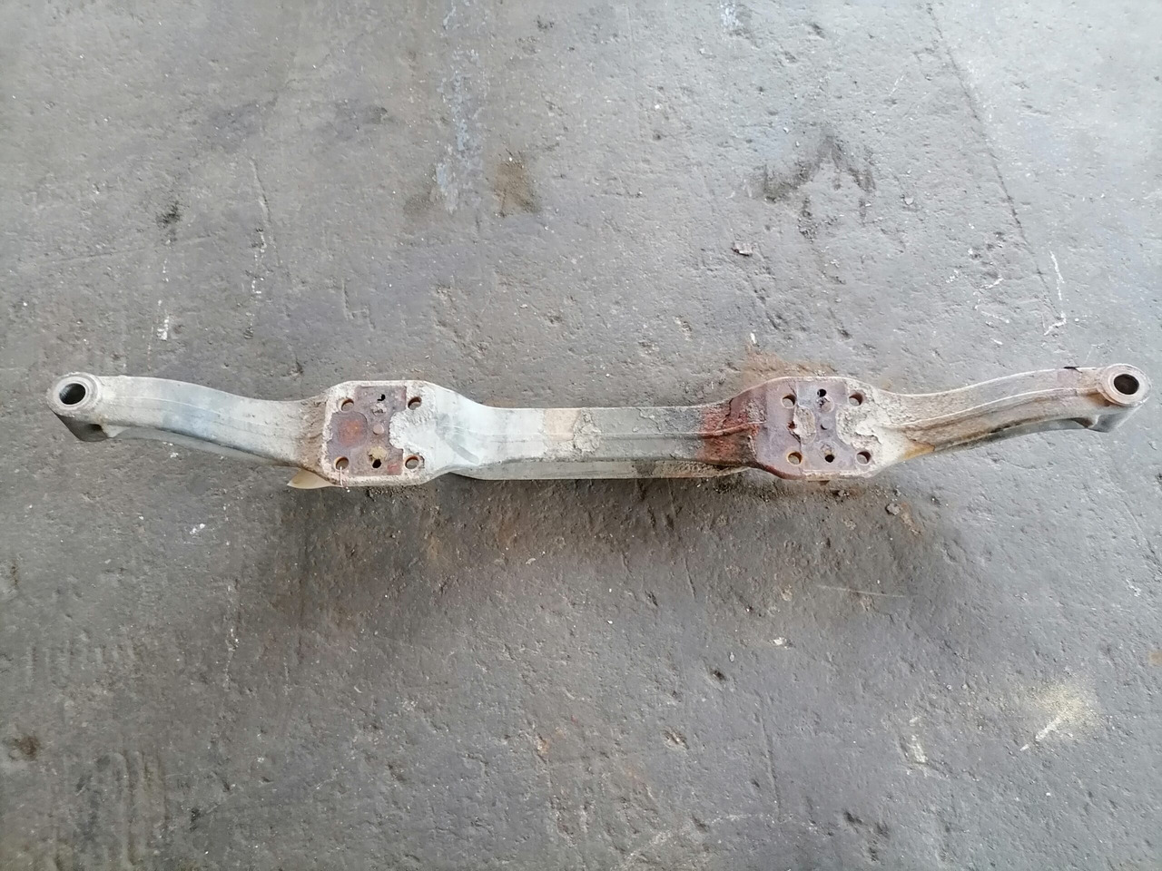 Volvo First axel housing 20581073 - Sprednja os za Tovornjak: slika 3 Volvo First axel housing 20581073 - Sprednja os za Tovornjak: slika 3