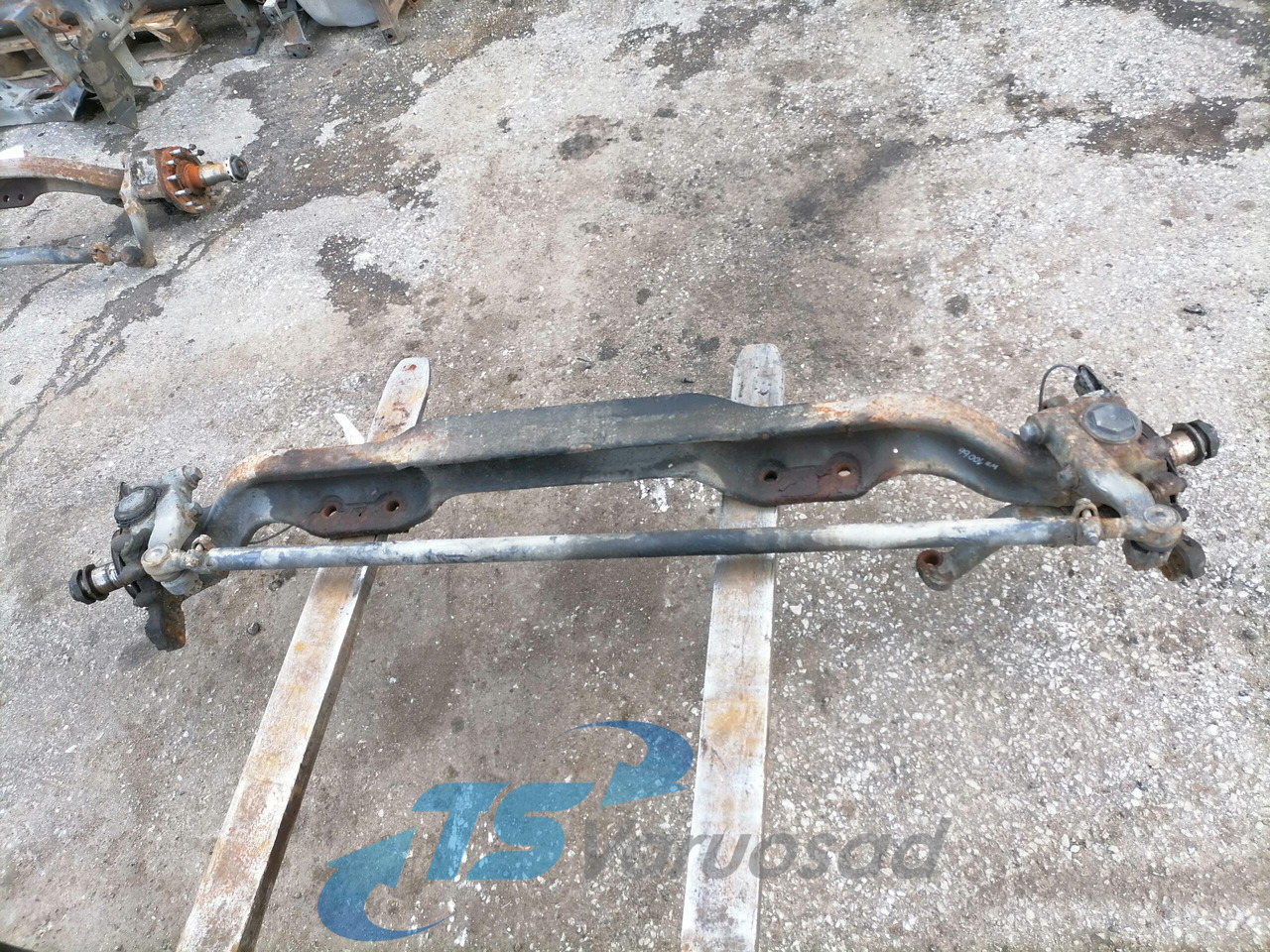 Volvo First axel housing 20581073 - Sprednja os za Tovornjak: slika 5 Volvo First axel housing 20581073 - Sprednja os za Tovornjak: slika 5