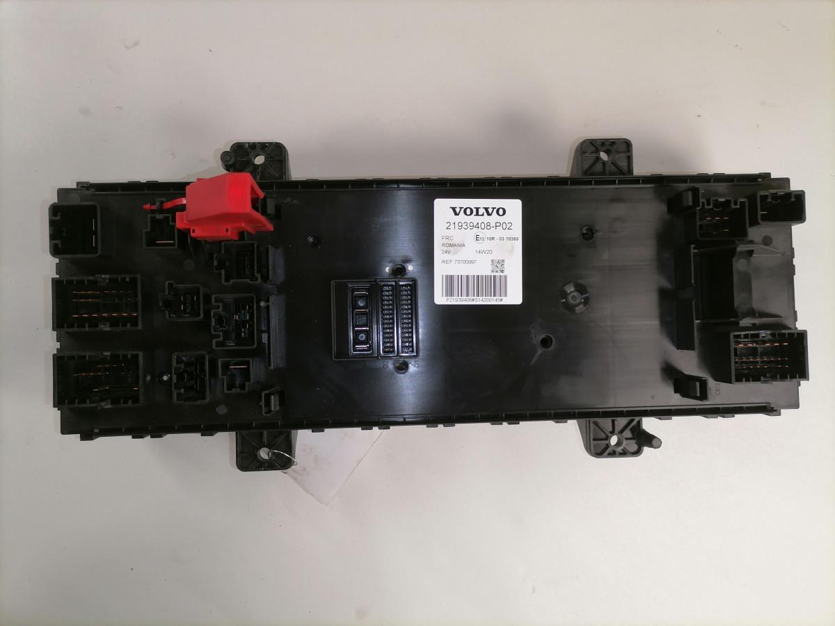 Volvo Fuse box 21939408 - Varovalka za Tovornjak: slika 3 Volvo Fuse box 21939408 - Varovalka za Tovornjak: slika 3