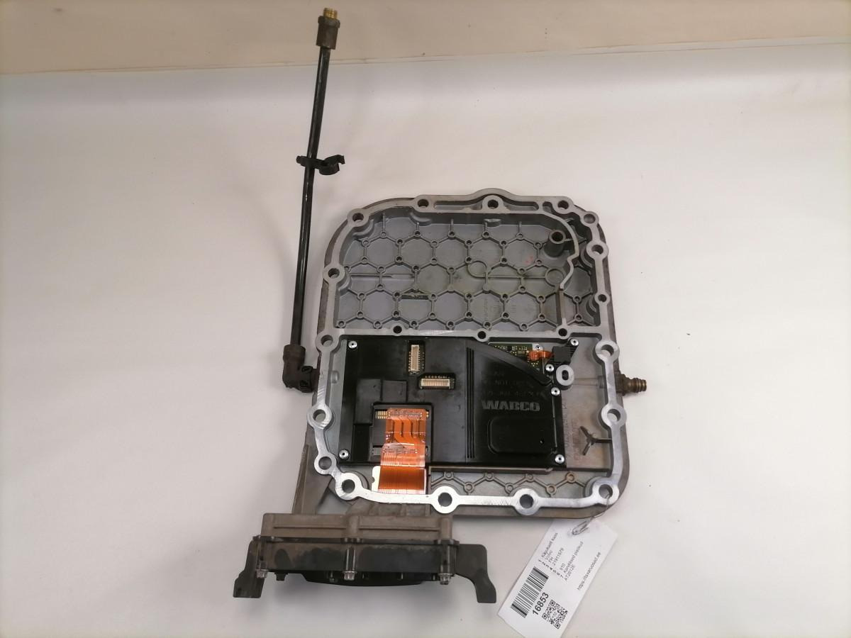 Volvo Käigukasti kaas 21911579 - Menjalnik in deli za Tovornjak: slika 3 Volvo Käigukasti kaas 21911579 - Menjalnik in deli za Tovornjak: slika 3