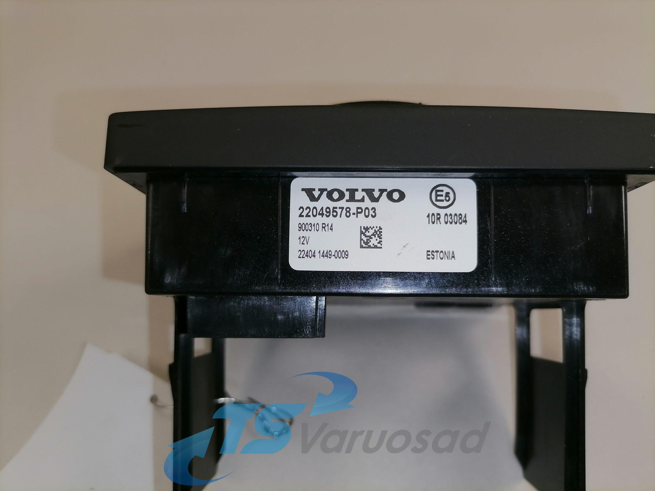 Volvo Lüliti, salongi valgustus 22049578 - Kabina za Tovornjak: slika 3 Volvo Lüliti, salongi valgustus 22049578 - Kabina za Tovornjak: slika 3