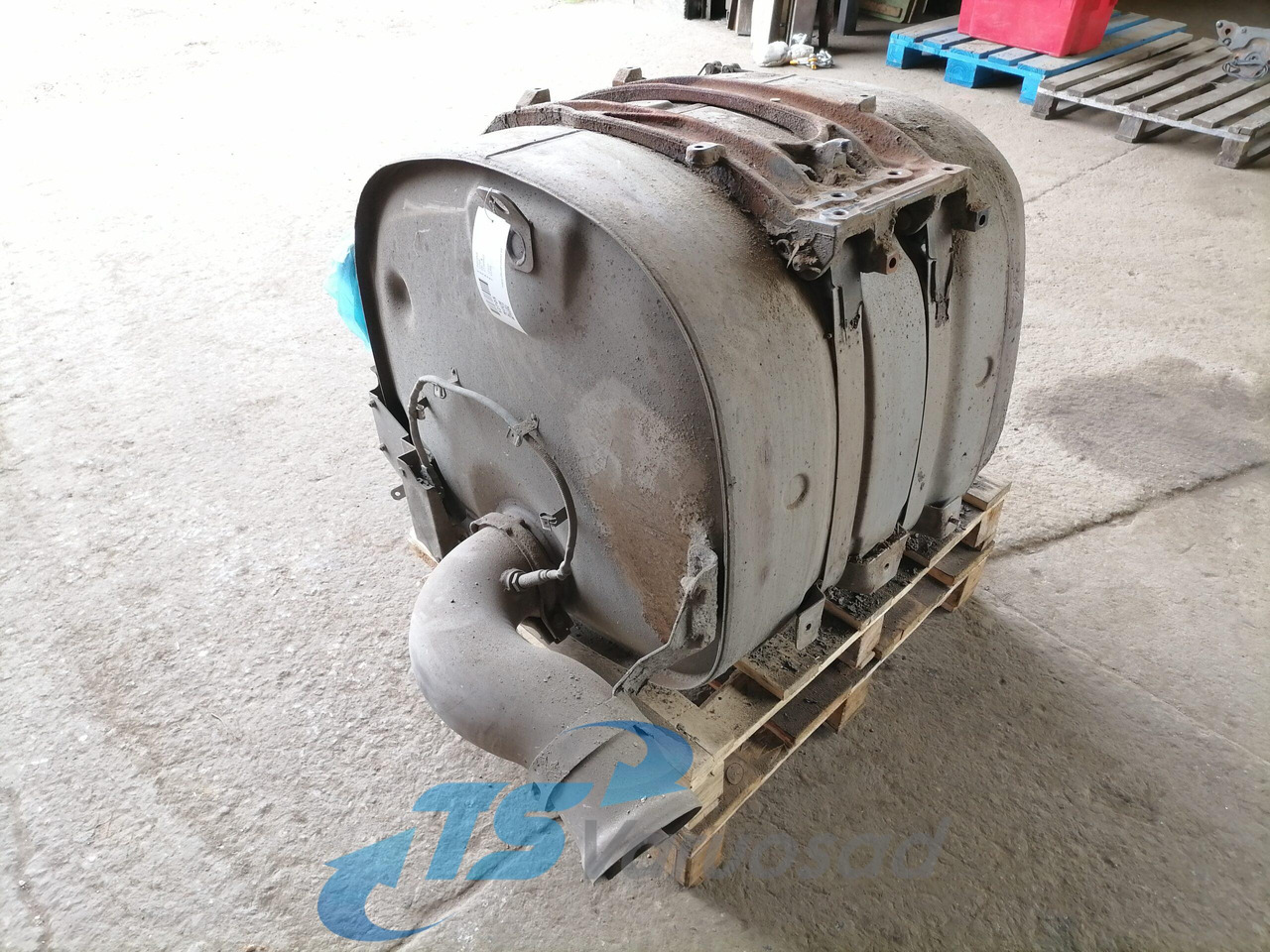 Volvo Muffler 21364822 - Dušilec za Tovornjak: slika 2 Volvo Muffler 21364822 - Dušilec za Tovornjak: slika 2