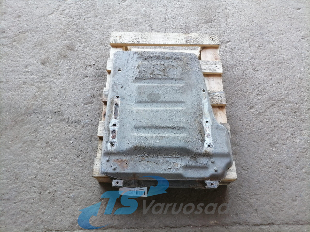 Volvo Muffler cover 22223840 - Dušilec za Tovornjak: slika 1 Volvo Muffler cover 22223840 - Dušilec za Tovornjak: slika 1