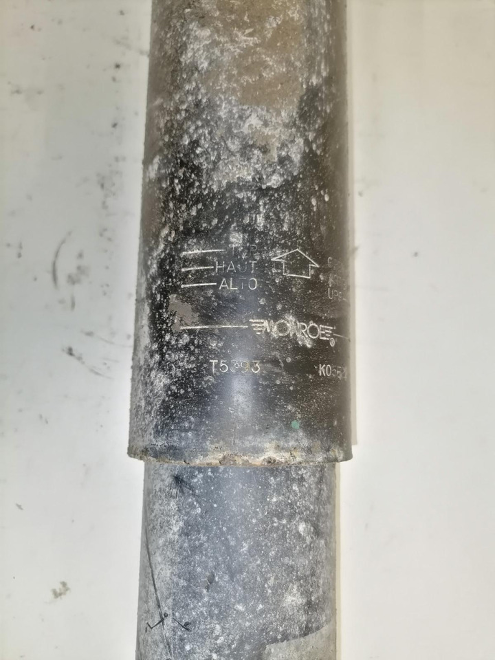 Volvo Rear axel shock absorber 20766063 - Amortizerji za Tovornjak: slika 4 Volvo Rear axel shock absorber 20766063 - Amortizerji za Tovornjak: slika 4