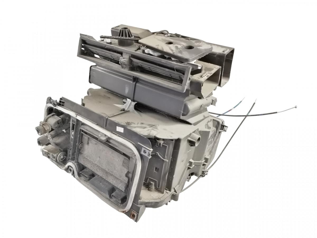 Volvo Salongi radiaatorite korpus, komplektne 7420894090 - Univerzalni rezervni del za Tovornjak: slika 1 Volvo Salongi radiaatorite korpus, komplektne 7420894090 - Univerzalni rezervni del za Tovornjak: slika 1