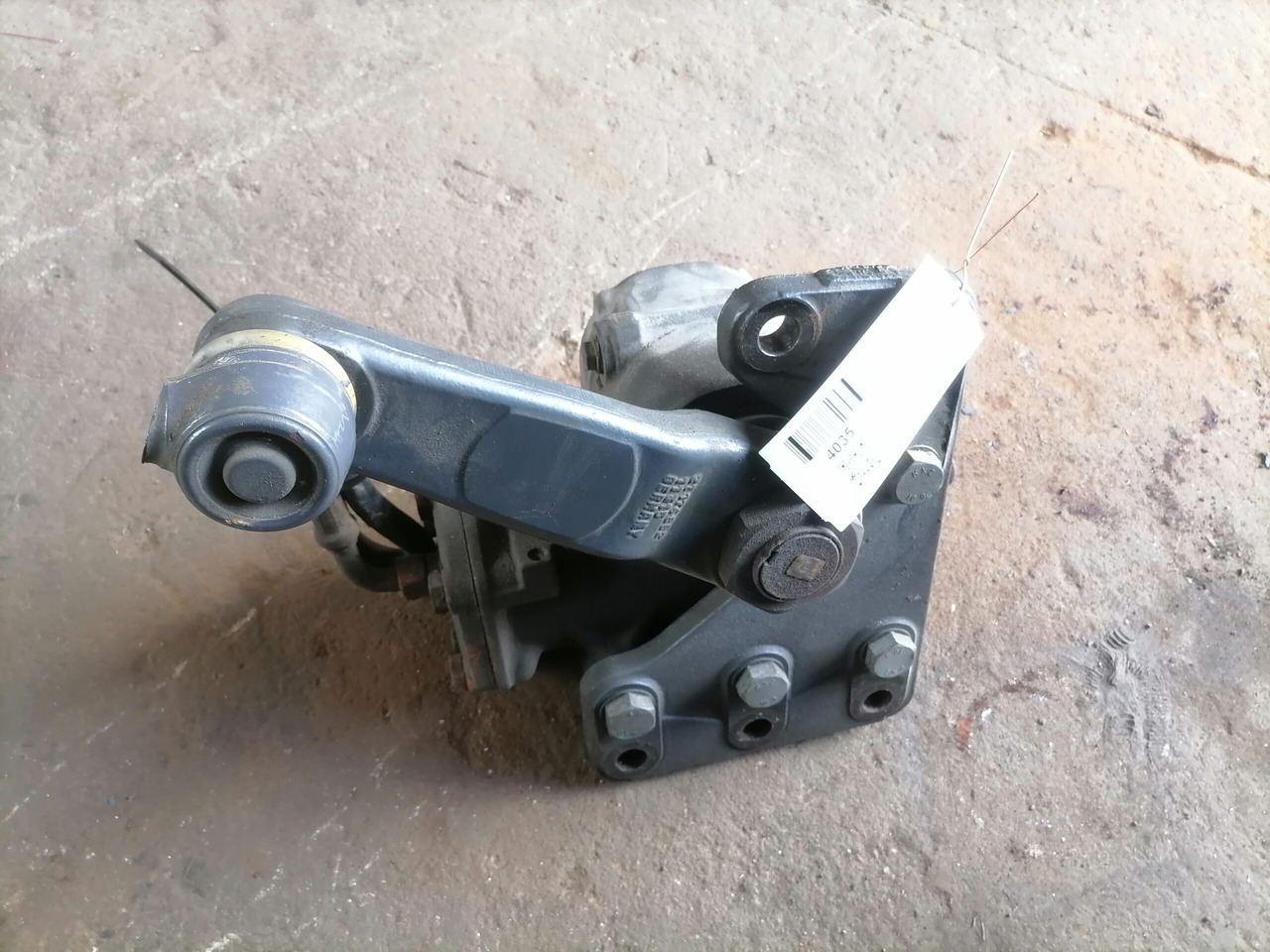 Volvo Steering box 21466592 - Volanska letev za Tovornjak: slika 4 Volvo Steering box 21466592 - Volanska letev za Tovornjak: slika 4