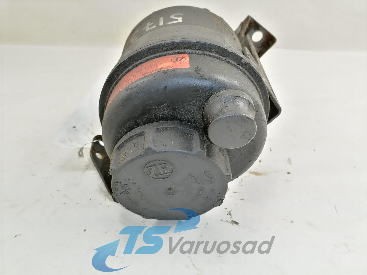 Volvo Steering oil tank+ bracket 1592945 - Cev za servo volan za Tovornjak: slika 2 Volvo Steering oil tank+ bracket 1592945 - Cev za servo volan za Tovornjak: slika 2