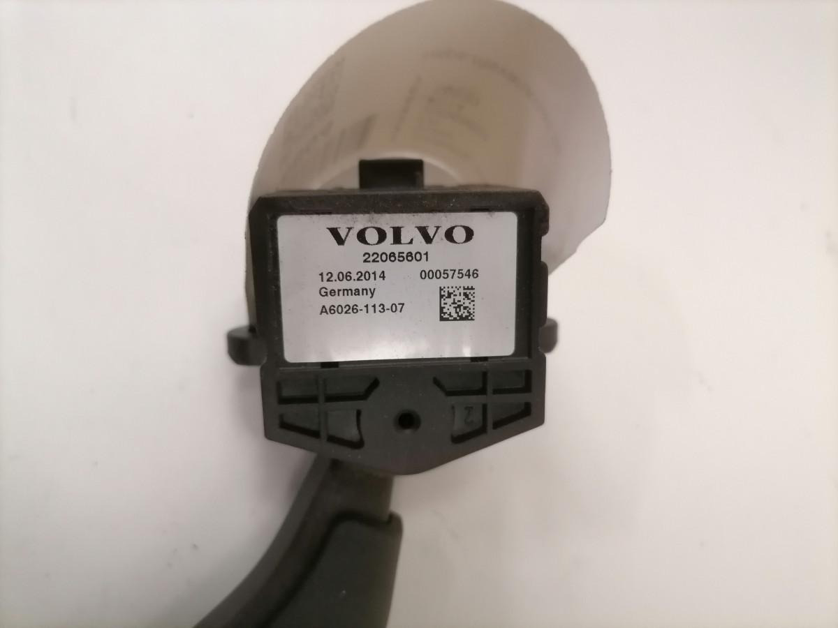 Volvo Switch, exhaust brake 22065601 - Električni sistem za Tovornjak: slika 4 Volvo Switch, exhaust brake 22065601 - Električni sistem za Tovornjak: slika 4