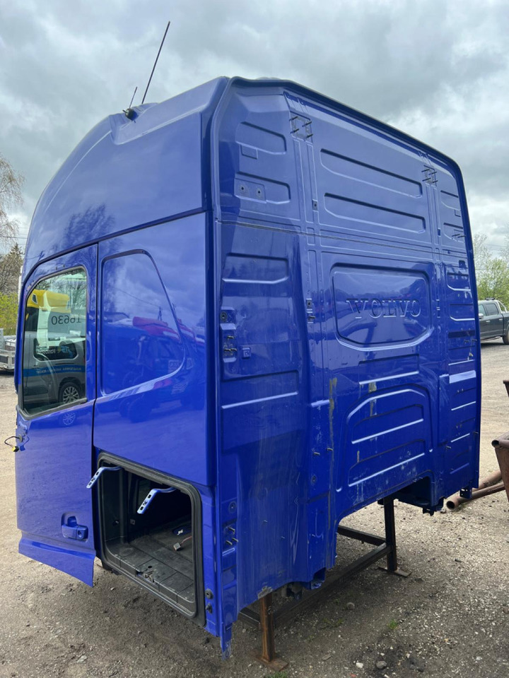 Volvo Volvo cab 85135364 - Kabina in notranjost za Tovornjak: slika 3 Volvo Volvo cab 85135364 - Kabina in notranjost za Tovornjak: slika 3