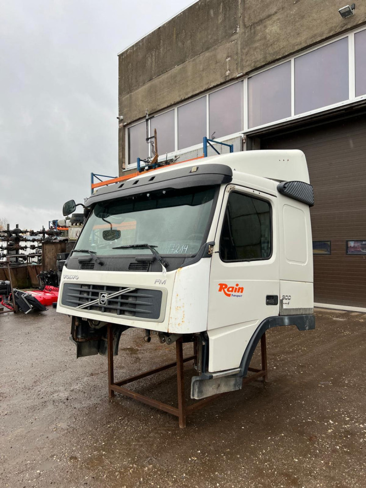 Volvo Volvo kabiin 85103669 - Kabina in notranjost za Tovornjak: slika 1 Volvo Volvo kabiin 85103669 - Kabina in notranjost za Tovornjak: slika 1